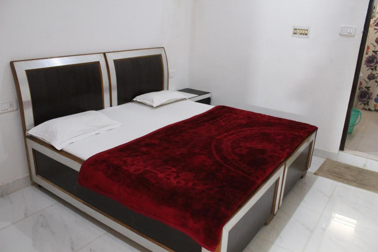 Sunset Backpackers Hostel Orchha Dış mekan fotoğraf
