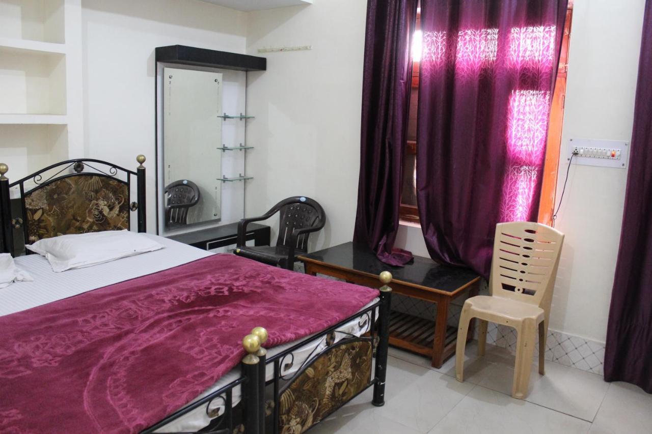 Sunset Backpackers Hostel Orchha Dış mekan fotoğraf
