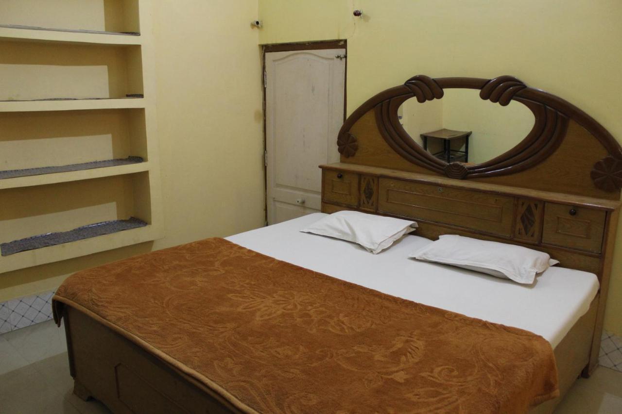 Sunset Backpackers Hostel Orchha Dış mekan fotoğraf